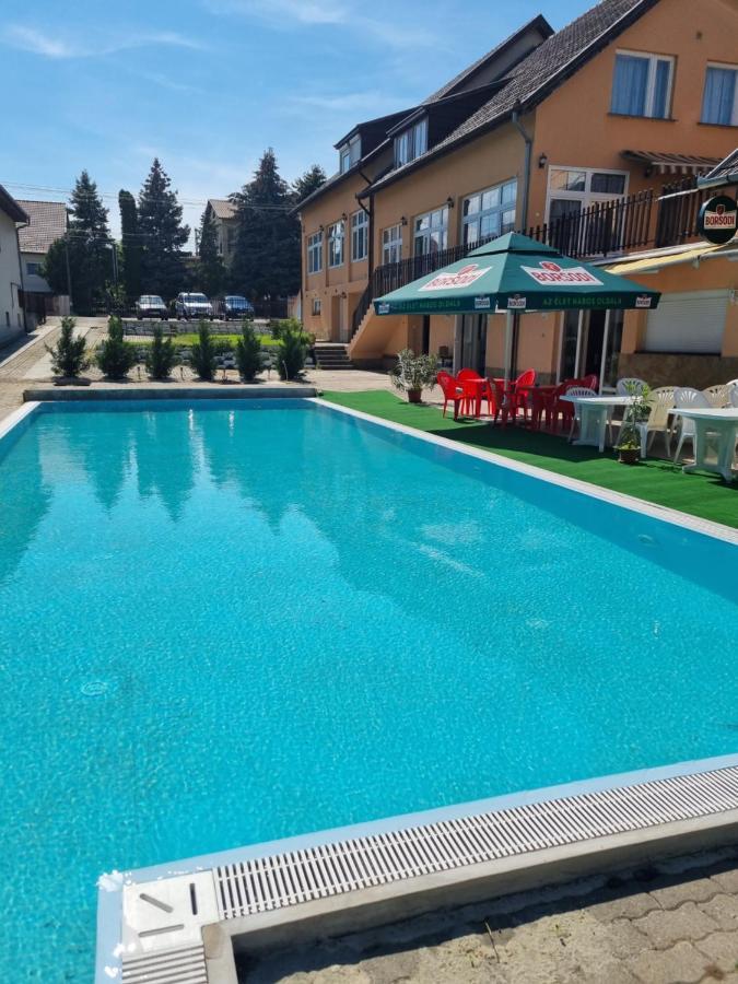 Beach Taban Vendeghaz Balatonlelle Exterior foto